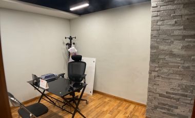 Oficina impecable y renovada