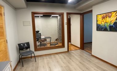 Oficina impecable y renovada