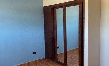 SE RENTA CASA MUY GRANDE BLV. LOS CUÑADOS ROSARITO BAJA