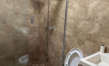 SE RENTA CASA MUY GRANDE BLV. LOS CUÑADOS ROSARITO BAJA