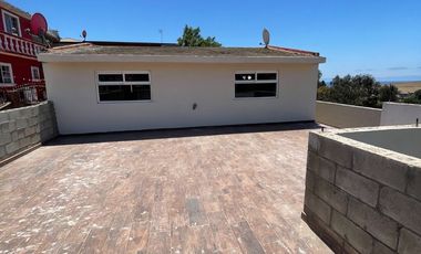 SE RENTA CASA MUY GRANDE BLV. LOS CUÑADOS ROSARITO BAJA