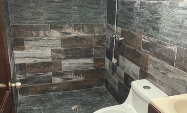 SE RENTA CASA MUY GRANDE BLV. LOS CUÑADOS ROSARITO BAJA