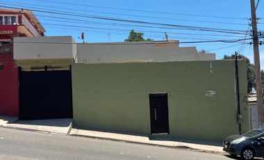 SE RENTA CASA MUY GRANDE BLV. LOS CUÑADOS ROSARITO BAJA
