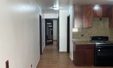SE RENTA CASA MUY GRANDE BLV. LOS CUÑADOS ROSARITO BAJA