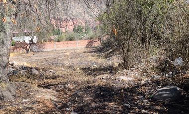 SE VENDE  HERMOSO TERRENO DE 1,800 m2 EN RUMICHACA BAJA / URUBAMBA CUSCO, A PRECIO  DE OCASIÓN!!