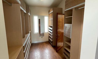 VENTA DE  RESIDENCIA DE CUATRO RECAMARAS EN CAMPANARIO CLUB DE GOLF