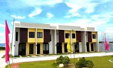 Preselling 2- bedroom townhouse for sale in Sunbdrry Homes Lapulapu City