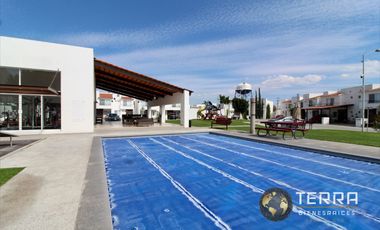 RENTA CASA AMUEBLADA🏡 Puerta De Piedra Residencial Coto 3 Celaya Gto