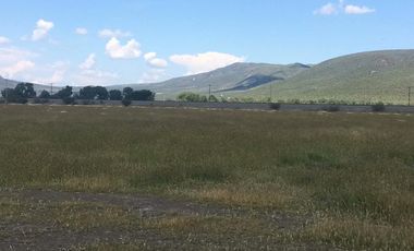 Se Vende Terreno Industrial en Queretaro y Guanajuato carretera 57 con vía del tren y concesión de agua