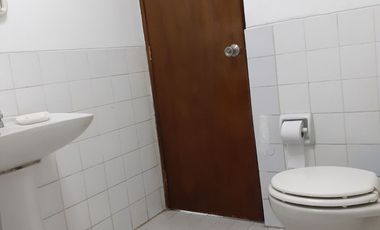 Vendo Departamento amplio en primer piso + cochera carport