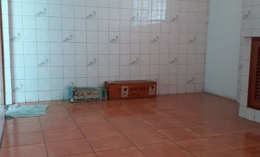 Vendo Departamento amplio en primer piso + cochera carport