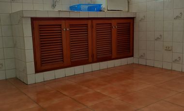 Vendo Departamento amplio en primer piso + cochera carport