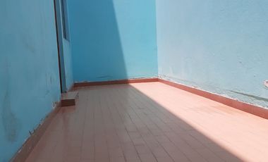 Vendo Departamento amplio en primer piso + cochera carport