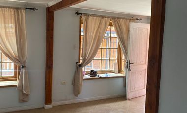 Hermosa propiedad 2 pisos Paine