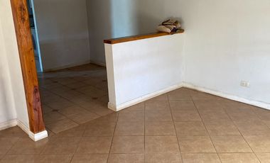 Hermosa propiedad 2 pisos Paine