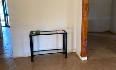 Hermosa propiedad 2 pisos Paine