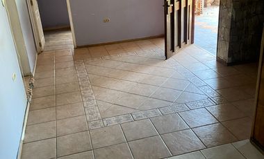 Hermosa propiedad 2 pisos Paine