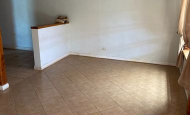 Hermosa propiedad 2 pisos Paine