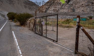 Terreno de 1.980 m2, orilla de carretera. Huanta, Valle del Elqui. $42 millones
