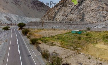 Terreno de 1.980 m2, orilla de carretera. Huanta, Valle del Elqui. $42 millones