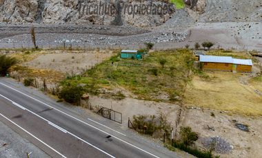 Terreno de 1.980 m2, orilla de carretera. Huanta, Valle del Elqui. $42 millones