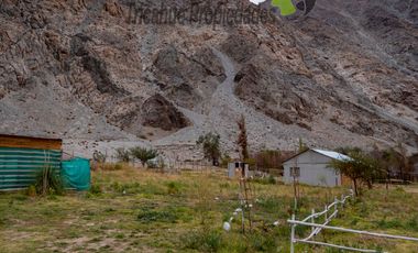 Terreno de 1.980 m2, orilla de carretera. Huanta, Valle del Elqui. $42 millones