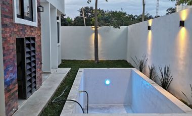 ¡Casa NUEVA! de 4 recámaras, con piscina.