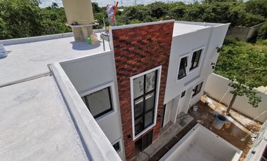 ¡Casa NUEVA! de 4 recámaras, con piscina.