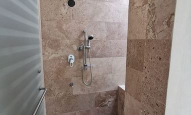 ¡Casa NUEVA! de 4 recámaras, con piscina.