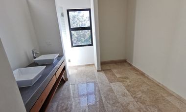 ¡Casa NUEVA! de 4 recámaras, con piscina.