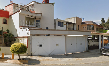 Hermosa casa 5 recamaras en venta en Jardines del Alba, Cuautitlan sc