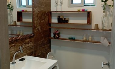 Venta Villa moderna y elegante a 50 mts. del mar, Salinas.