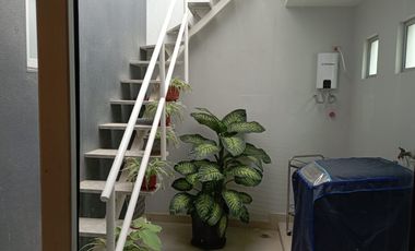 Venta Villa moderna y elegante a 50 mts. del mar, Salinas.