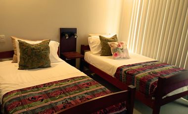 Venta Villa moderna y elegante a 50 mts. del mar, Salinas.