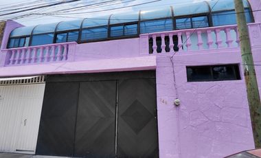 Casa en Venta en calle cerrada Col. Sinatel cerca de Río Churubusco