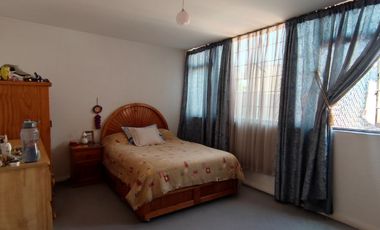 Casa en Venta en calle cerrada Col. Sinatel cerca de Río Churubusco