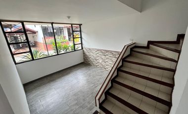 SE VENDE CASA EN CONJUNTO MONTEMAYOR LA FLORESTA