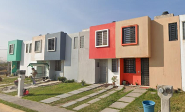 casa en venta en Valle Dorado, Tlajomulco Jalisco CL