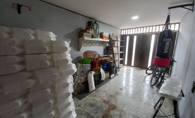 SE VENDE CASA EN EL BARRIO MIRRIÑAO PALMIRA