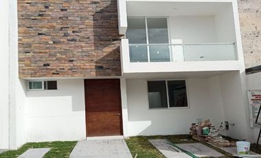 A 7 MIN. DEL CENTRO CASA EN VENTA AGUASCALIENTES