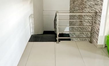 Rumah 2 Lantai 4 Kamar Dekat Uncle Loe Merbau Ilir Palembang