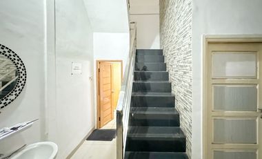 Rumah 2 Lantai 4 Kamar Dekat Uncle Loe Merbau Ilir Palembang