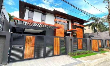 For Sale House in Loyola Grand Villas in Marikina