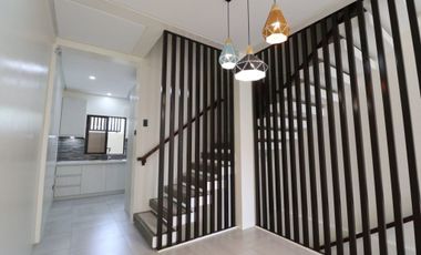 18M Townhouse for sale in Kamuning QC w/ 4 Bedrooms near Sky One Food Inc