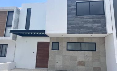 Casa en venta en San isidro Juriquilla