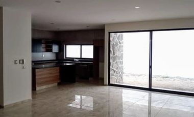 CASA EN VENTA EN PRIVADA EN LOMAS DE CHAPULTEPEC EN ORENSE RESIDENCIAL.