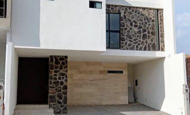 CASA EN VENTA EN PRIVADA EN LOMAS DE CHAPULTEPEC EN ORENSE RESIDENCIAL.