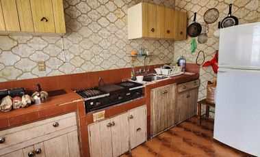 Casa con Terreno en Venta en Esquina, en Xochihuacán, Hidalgo.