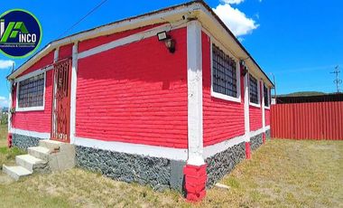 Casa con Terreno en Venta en Esquina, en Xochihuacán, Hidalgo.