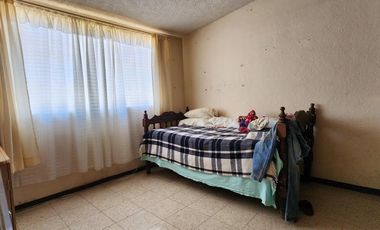 Casa con Terreno en Venta en Esquina, en Xochihuacán, Hidalgo.